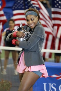 Serena y Copa US Open 2013 01 b