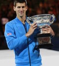 Djokovic campeón trofeo 02 b